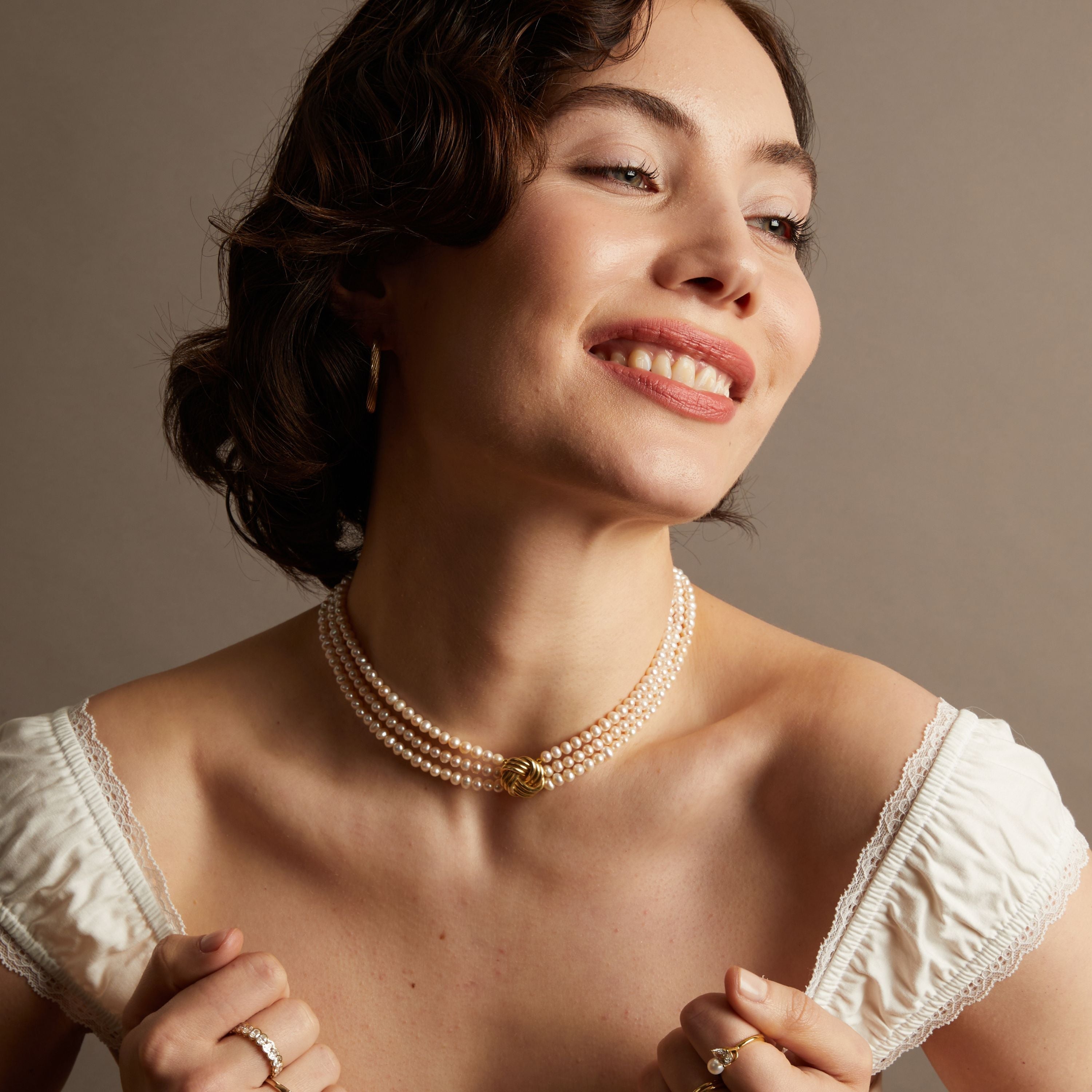Aurate x Marilyn Monroe: Gold Knot Pearl Necklace