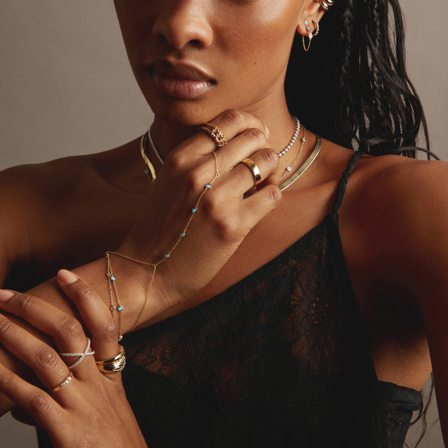 Aurate x Frye: Turquoise Station Hand Chain Bracelet