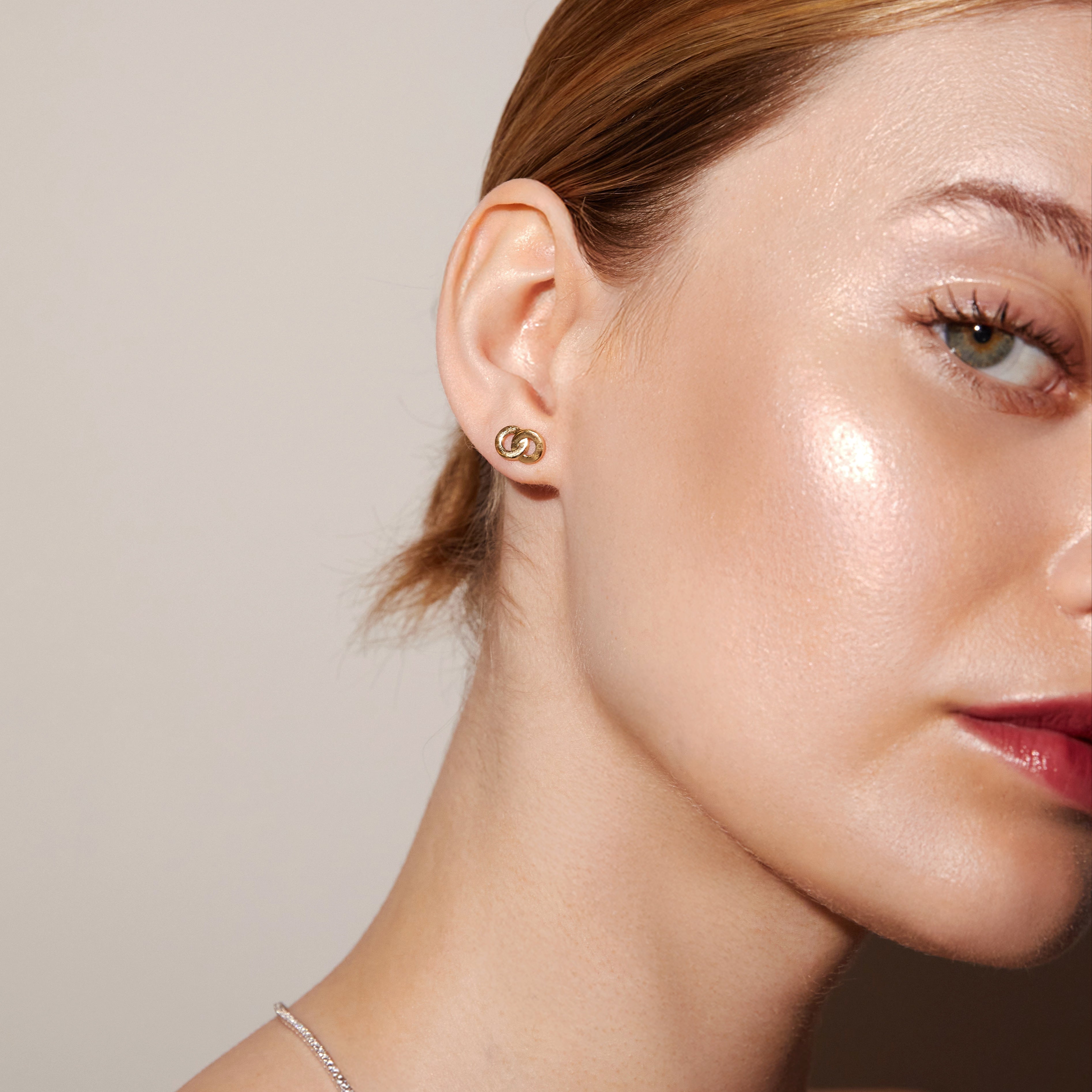 Connection Stud Earrings