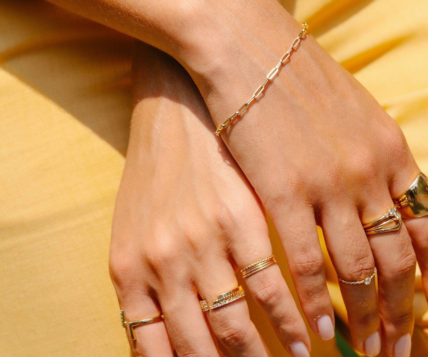 Medium Paperclip Chain Bracelet