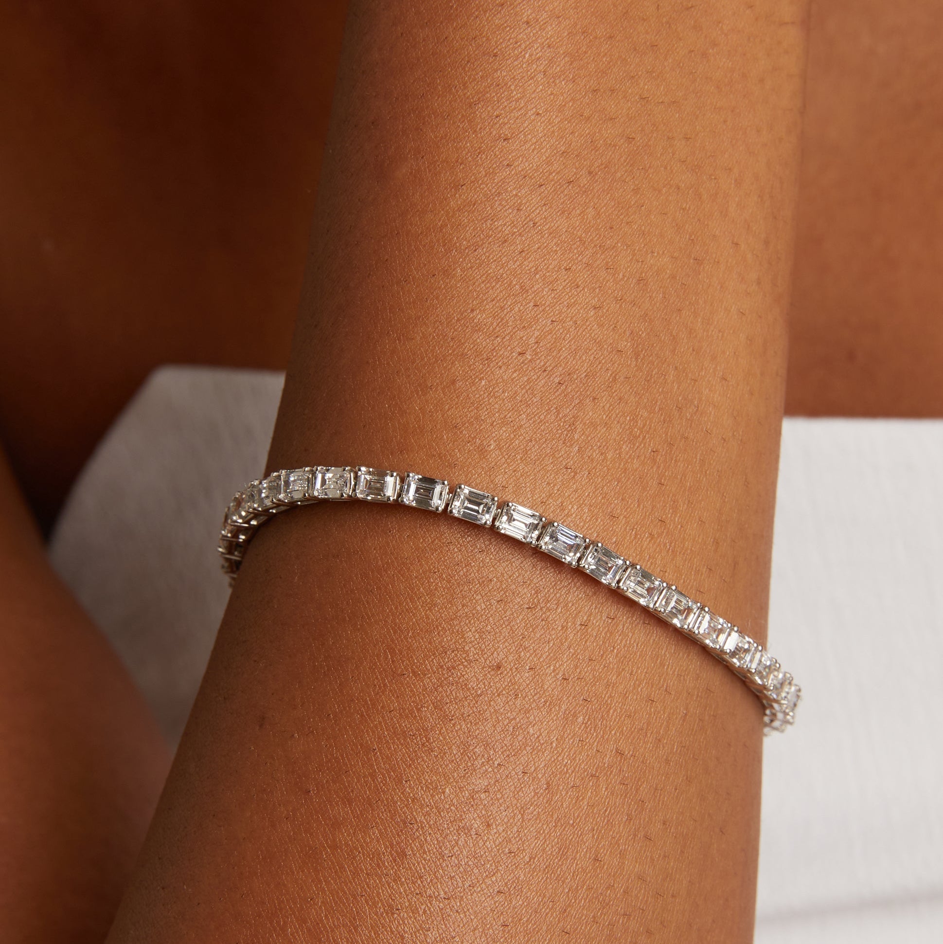 Lab Grown Diamond Emerald Tennis Bracelet